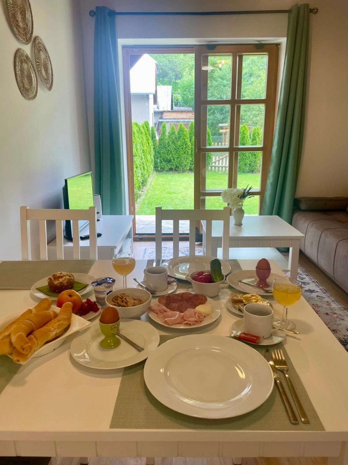 Apartman 8, Jezerne Velké Karlovice Dış mekan fotoğraf